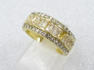 クリスタル　指輪(10号)